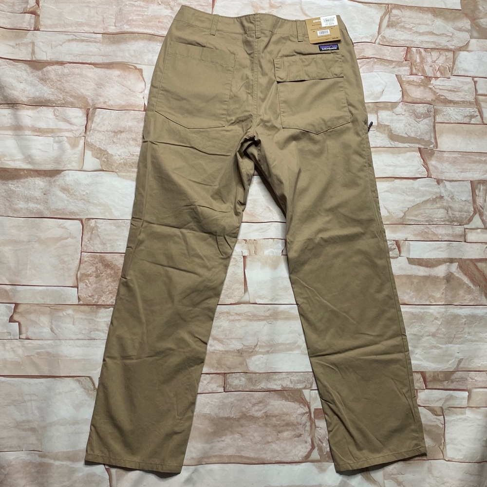 Patagonia Water repellent mens pants size 33